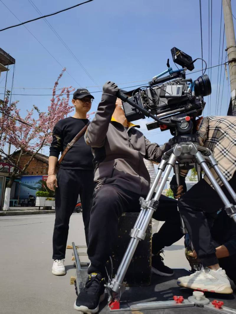 东至县广告片拍摄：快消品牌爆款之选，网感内容适配社媒传播！